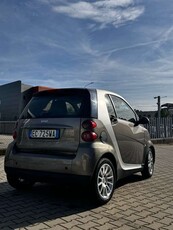 Usato 2010 Smart ForTwo Coupé 1.0 El_Hybrid 71 CV (4.199 €)