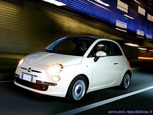 Usato 2011 Fiat 500 1.2 Benzin 69 CV (7.500 €)