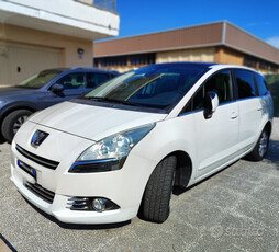 Usato 2012 Peugeot 5008 1.6 Diesel 112 CV (7.900 €)