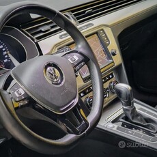 Usato 2015 VW Passat 1.6 Diesel 120 CV (11.000 €)