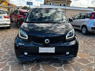 Usato 2016 Smart ForTwo Coupé 0.9 Benzin 91 CV (12.500 €)