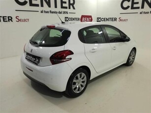 Usato 2017 Peugeot 208 1.6 Diesel 75 CV (9.900 €)