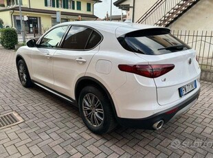 Usato 2018 Alfa Romeo Stelvio 2.2 Diesel 210 CV (23.999 €)