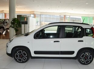 Usato 2021 Fiat Panda 1.0 El_Hybrid 70 CV (12.900 €)