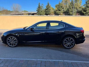 Usato 2021 Maserati Ghibli 2.0 El_Benzin 330 CV (59.000 €)