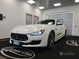 Usato 2022 Maserati Ghibli 2.0 El_Benzin 330 CV (59.000 €)