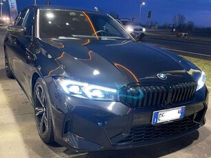 Usato 2023 BMW 318 2.0 El_Hybrid 150 CV (46.000 €)