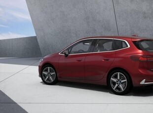 Usato 2024 BMW 230e Active Tourer 1.5 El_Hybrid 150 CV (48.916 €)