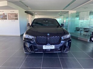 Usato 2024 BMW X4 El 184 CV (67.600 €)