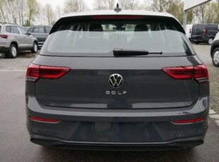 Usato 2024 VW Golf 1.5 Benzin 131 CV (27.900 €)