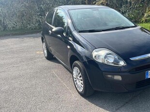 Venduto Fiat Grande Punto 2010 benzin. - auto usate in vendita