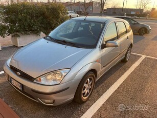 Venduto Ford Focus Focus 1.8 TDCi (10. - auto usate in vendita