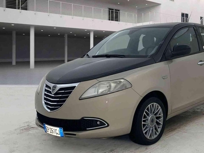 Lancia Ypsilon 1.2 69 CV