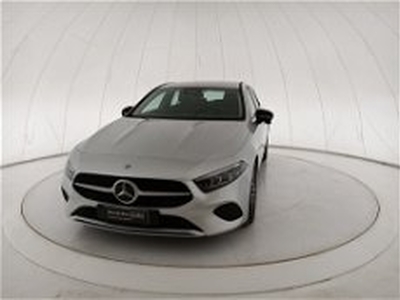 Mercedes-Benz Classe A 180 d Digital Edition auto del 2023 usata a Bari