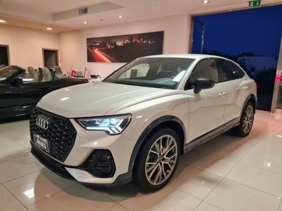 AUDI - Q3 Sportback - Q3 SPB 2.0 TDI S tr. S-line SPORTBACK