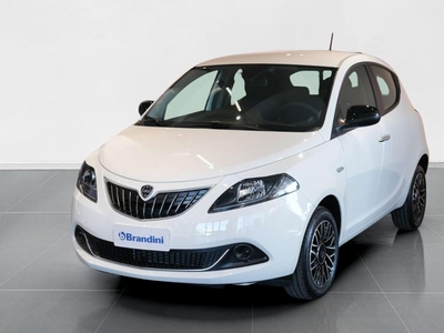 Lancia Ypsilon 402 Platino 1.0