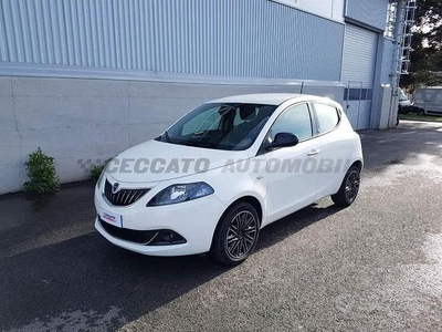 Lancia Ypsilon III 2021 1.0 firefly hybrid Go...