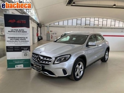 Mercedes-benz gla 200..