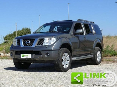 NISSAN Pathfinder 2.5 dCi AUTOCARRO