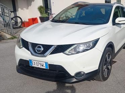 Nissan Qashqai 1.5 dCi DPF Tekna