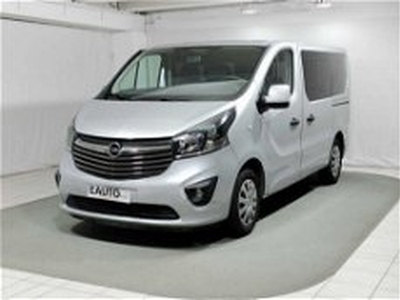 Opel Vivaro Furgone 29 1.6 BiTurbo S&S PC-TN Combi N1 del 2015 usata a Caspoggio