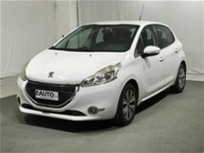 Peugeot 208 82 5 porte Active del 2015 usata a Caspoggio