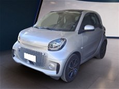 smart fortwo EQ Passion del 2023 usata a Pescara