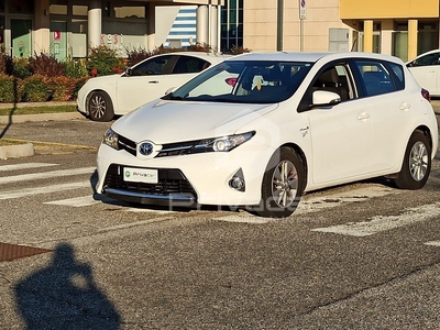 TOYOTA Auris 1.8 Hybrid Active