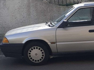 Usato 1990 Alfa Romeo 33 1.4 Benzin 90 CV (1.500 €)