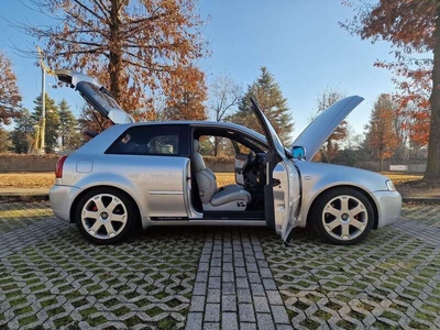 Usato 1999 Audi S3 1.8 Benzin 209 CV (21.000 €)
