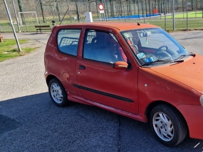 Usato 2000 Fiat Seicento 1.1 Benzin 54 CV (2.500 €)
