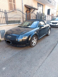 Usato 2001 Audi TT Roadster 1.8 Benzin 150 CV (5.000 €)