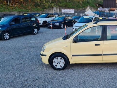 Usato 2004 Fiat Panda 1.2 Benzin 60 CV (4.899 €)