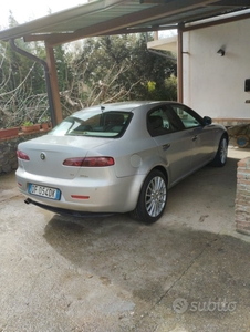 Usato 2006 Alfa Romeo 159 1.9 Diesel 150 CV (2.000 €)
