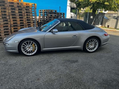 Usato 2006 Porsche 911 Carrera 4S Cabriolet 3.8 Benzin 355 CV (69.999 €)