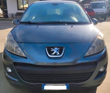 Usato 2007 Peugeot 207 1.4 Diesel 68 CV (1.500 €)