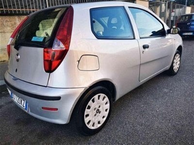 Usato 2008 Fiat Punto 1.2 Benzin 60 CV (2.300 €)
