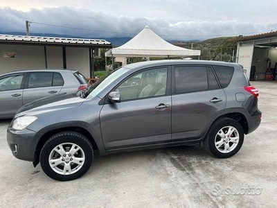 Usato 2009 Toyota RAV4 2.2 Diesel 150 CV (6.300 €)