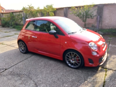 Usato 2010 Abarth 695 Benzin (38.000 €)