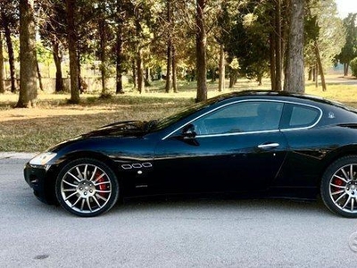 Usato 2010 Maserati Granturismo 4.7 Benzin 440 CV (60.000 €)