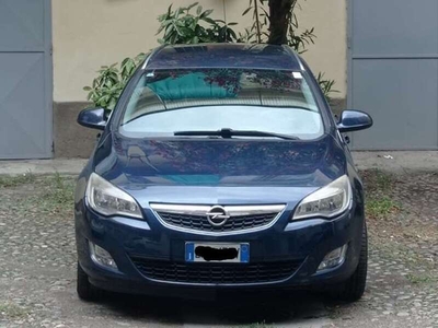 Usato 2012 Opel Astra 1.7 Diesel 125 CV (2.000 €)