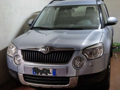 Usato 2012 Skoda Yeti 1.2 Benzin 105 CV (6.900 €)