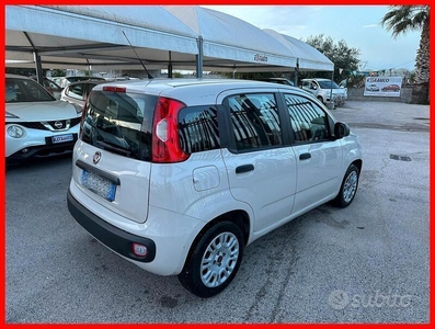 Usato 2015 Fiat Panda 1.2 Benzin 69 CV (6.750 €)