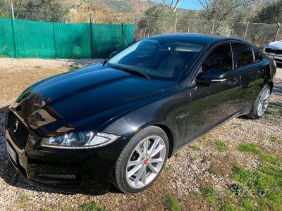 Usato 2015 Jaguar XF 2.2 Diesel 200 CV (11.300 €)
