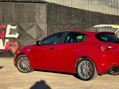Usato 2016 Alfa Romeo 1750 1.7 Benzin 241 CV (15.900 €)