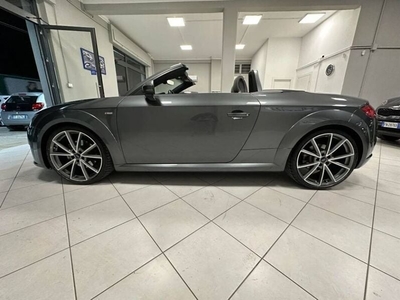 Usato 2016 Audi TT RS 2.0 Benzin 232 CV (26.500 €)