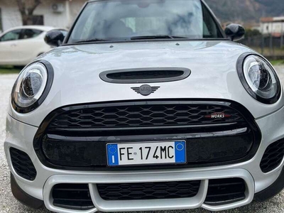 Usato 2016 Mini John Cooper Works 2.0 Benzin 231 CV (29.000 €)