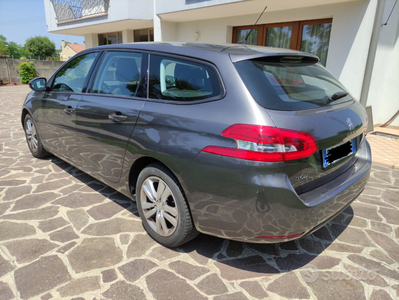 Usato 2016 Peugeot 308 1.6 Diesel 99 CV (10.490 €)