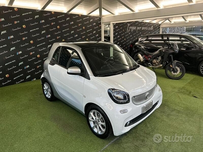 Usato 2016 Smart ForTwo Coupé 0.9 Benzin 90 CV (11.490 €)