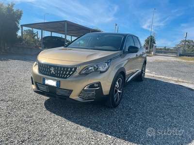 Usato 2018 Peugeot 3008 1.6 Diesel 120 CV (17.499 €)